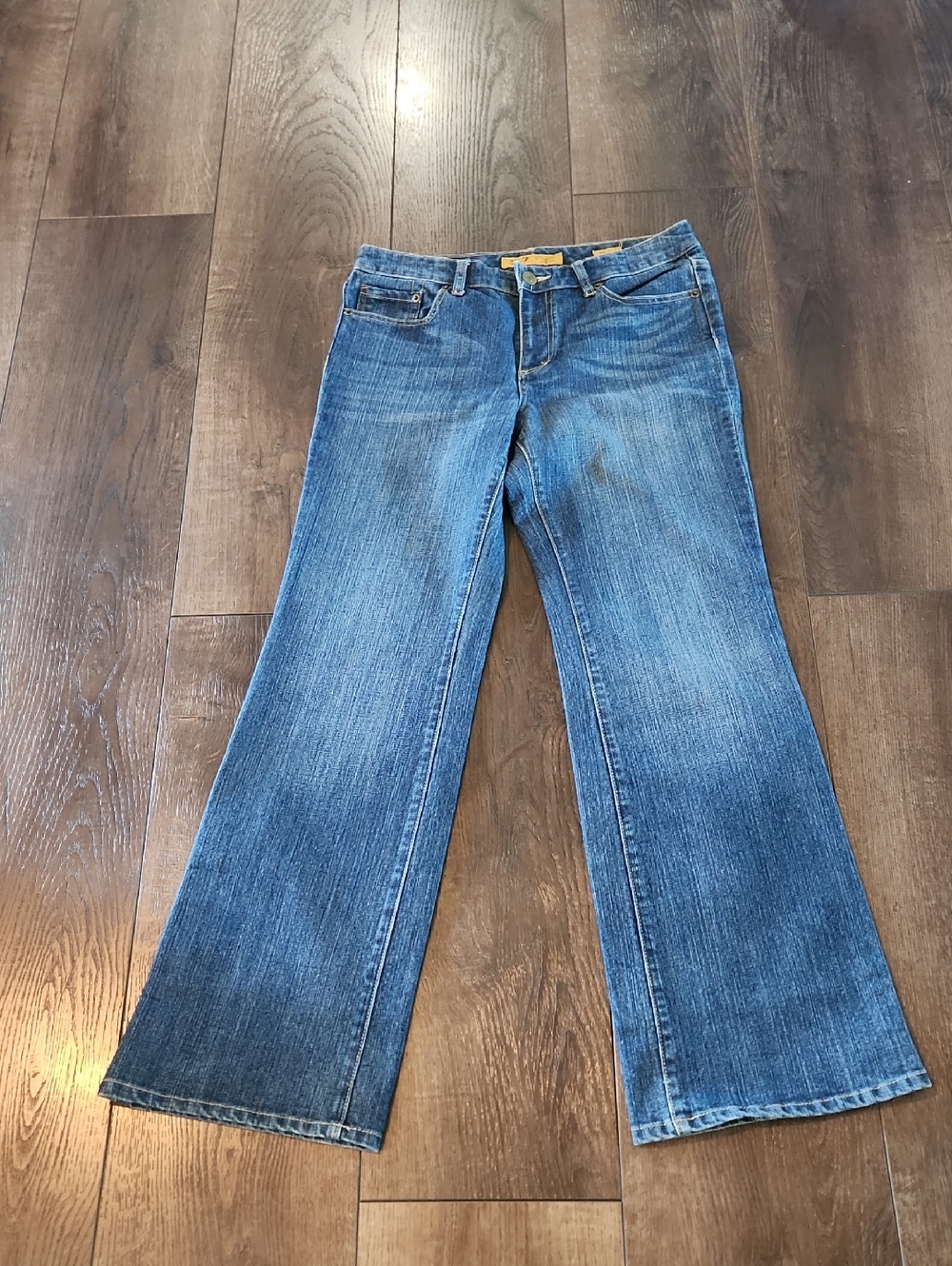 Seven7 Women's Blue Flare  Jeans SZ 8